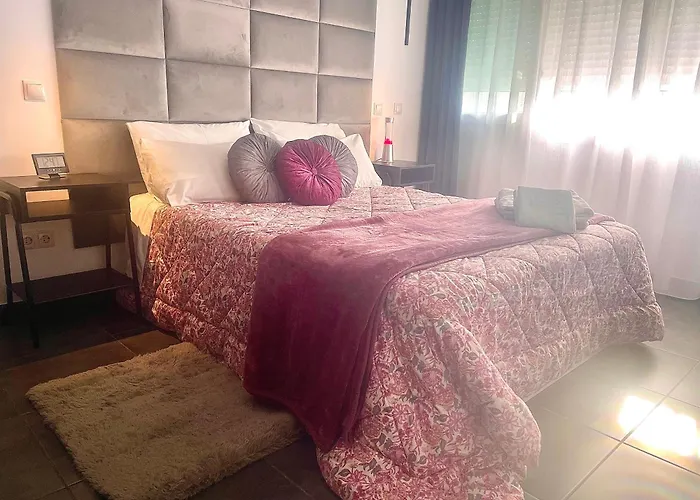 Estudio Junto La Nogalera 아파트 *